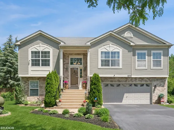 2072 Ione Ln, Aurora, IL 60503