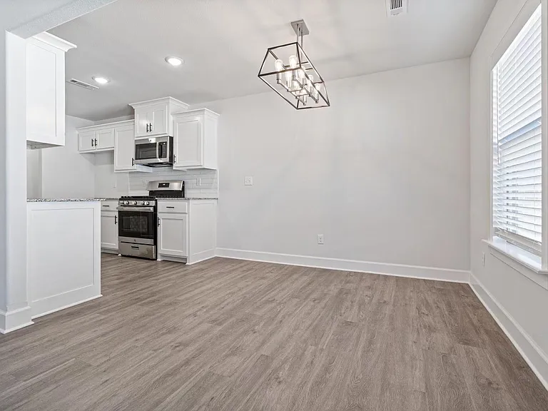 1200 Monarch Rd — Photo 5
