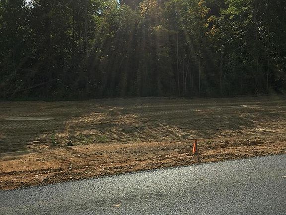 4th image of 7351 Spring Hill Ct