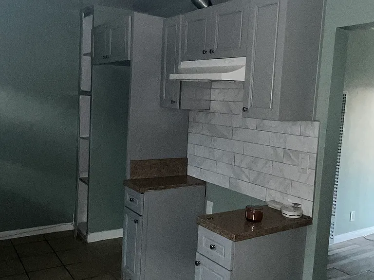 6800 Wilcox Ave #F — Photo 1