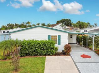 37637 Landis Ave, Zephyrhills, FL 33541