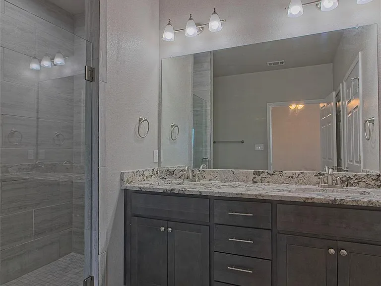 473 County Road 306 #B — Photo 24