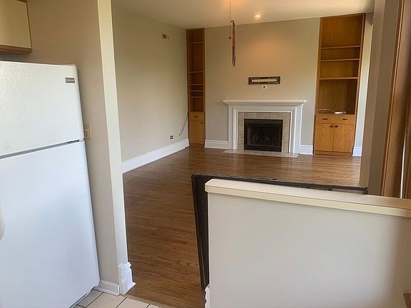 5th image of 2251 N Clifton Ave APT 3S