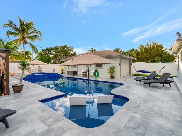 310 Gulfstream Dr, Delray Beach, FL 33444
