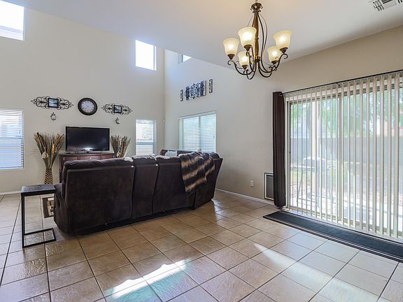5th image of 17223 W Caribbean Ln