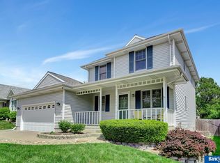 5024 NW 10th St, Lincoln, NE 68521