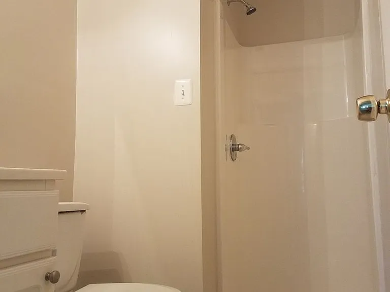 2500 Markham Ln #5 — Photo 10