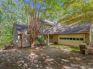 56 Hickory Ln, Charlottesville, VA 22911