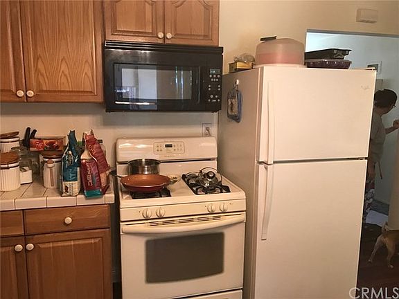 4th image of 1240 E D St