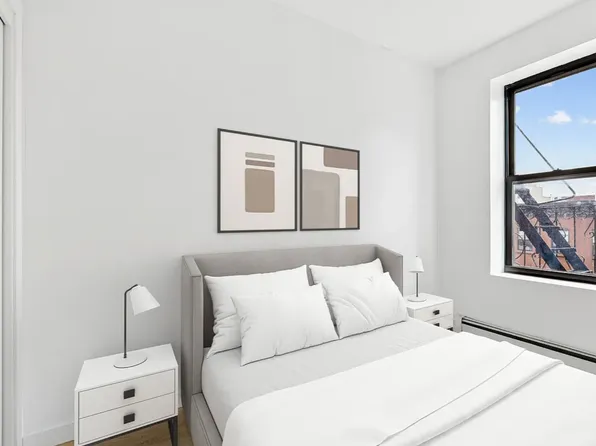 879 De Kalb Avenue image 4 of 7