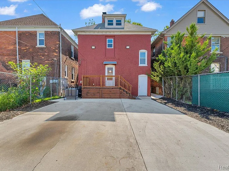 5238 Commonwealth St — Photo 28
