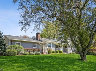 81 Atlas Rd, Basking Ridge, NJ 07920