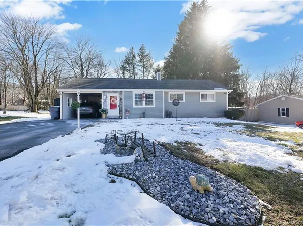 30 Meadowlark Road, Enfield, CT 06082