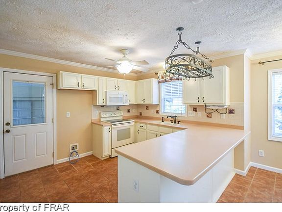 3rd image of 5029 Miranda Dr