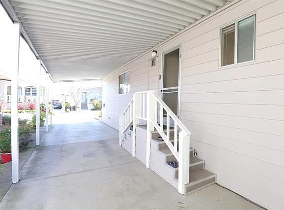 4th image of 1050 Borregas Ave Space 145