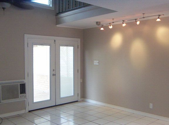 4th image of 800-2-2 Continental Dr