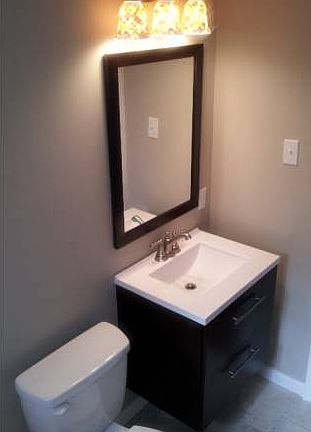 5th image of 530 W Essex Ave