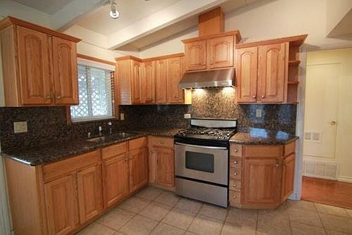 5th image of 6127 N Traymore Ave