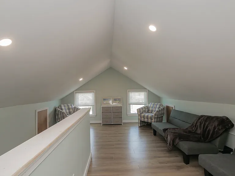 229 N Derby Ave #2 — Photo 47