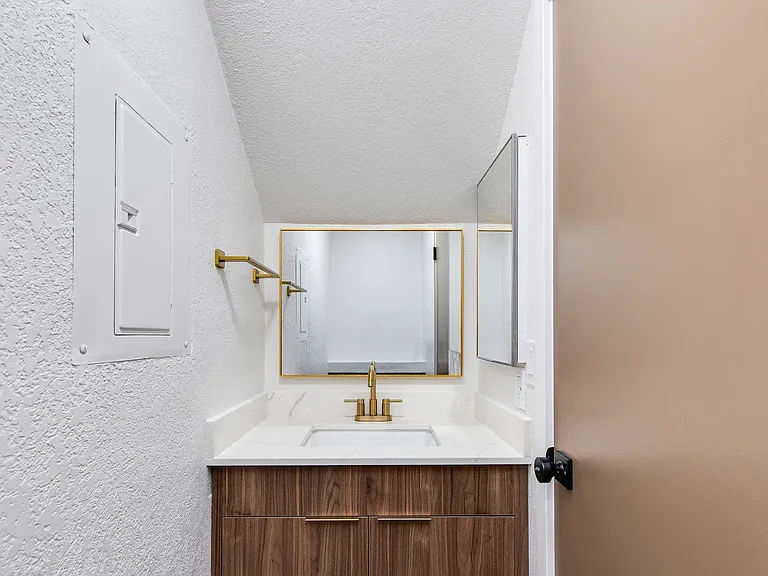 2bedroom 1.5 bathroom — Photo 13