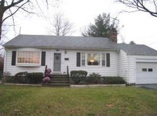 82 Edgewood Ave, Springfield, NJ 07081