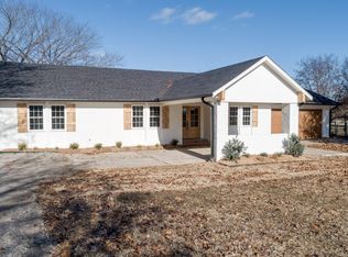 18415 S Hilltop Ct, Claremore, OK 74017