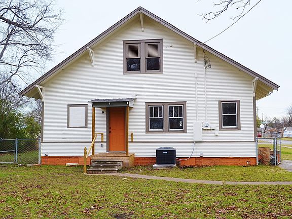 3rd image of 1302 N Harrison Ave