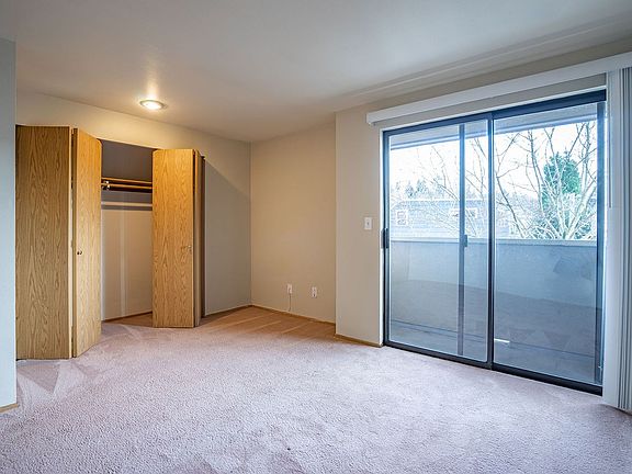 5th image of 201 NW 39th St #201