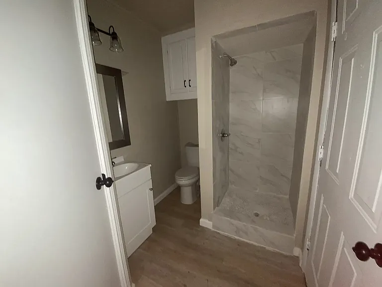 4307 Valview Dr — Photo 6