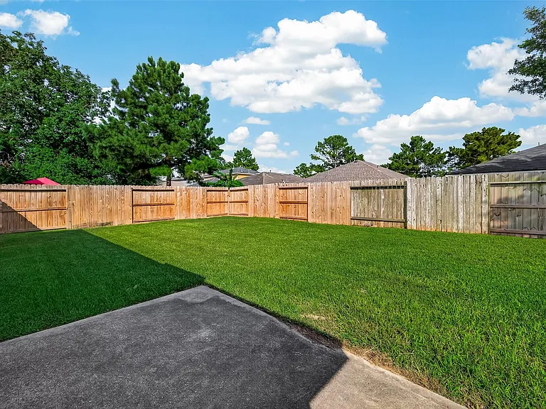 19119 Yaupon Ranch Dr — Photo 34