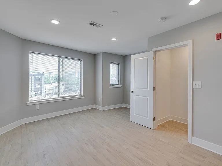 2522 Federal St #3 — Photo 12