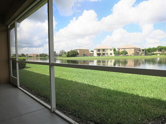 2nd image of 3283 Osprey Ln