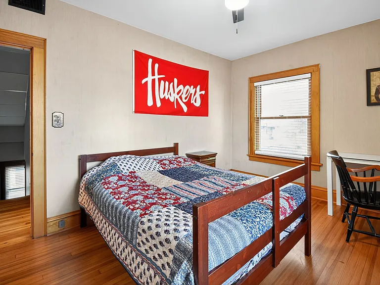 719 Pine St — Photo 24