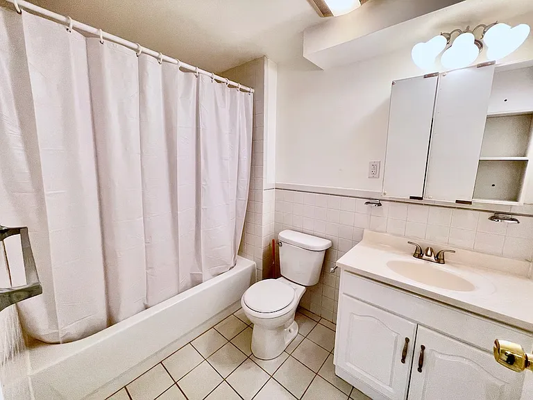 108 Jersey St #A — Photo 7
