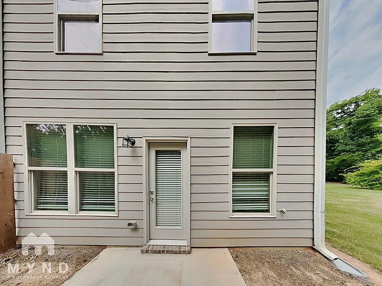 5921 Cassie Dr — Photo 17