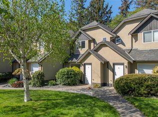 555 Rockland Rd #7, Campbell River, BC V9W8B7