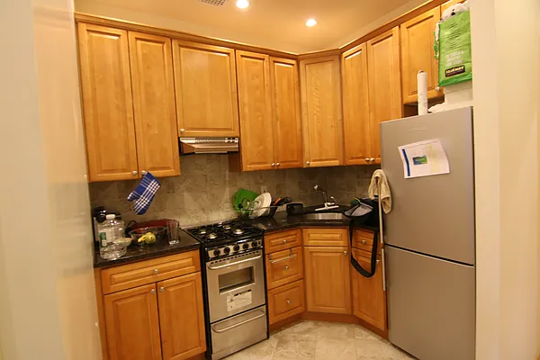 Rented by America Mecca Realty LLC | media 2