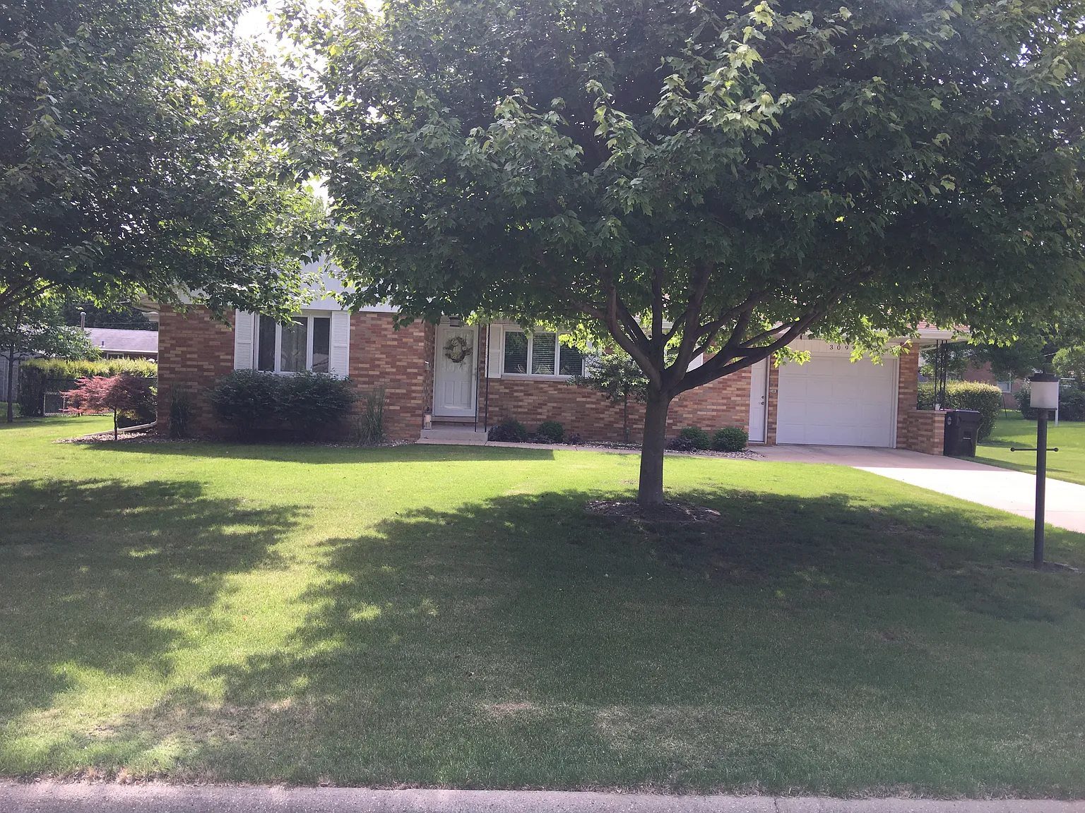 309 S Kansas Ave photo 1