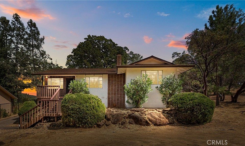 1st image of 17372 Meadow View Dr