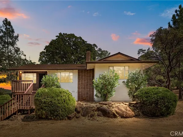 17372 Meadow View Dr, Hidden Valley Lake, CA 95467