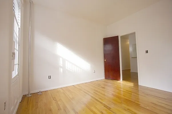 Rented by Citi Habitats | media 15