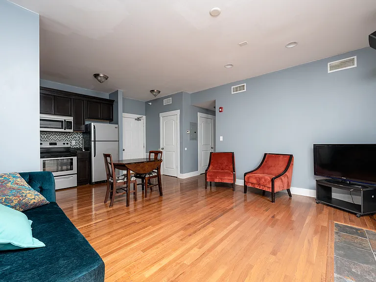 703 N Walnut St #1 — Photo 6