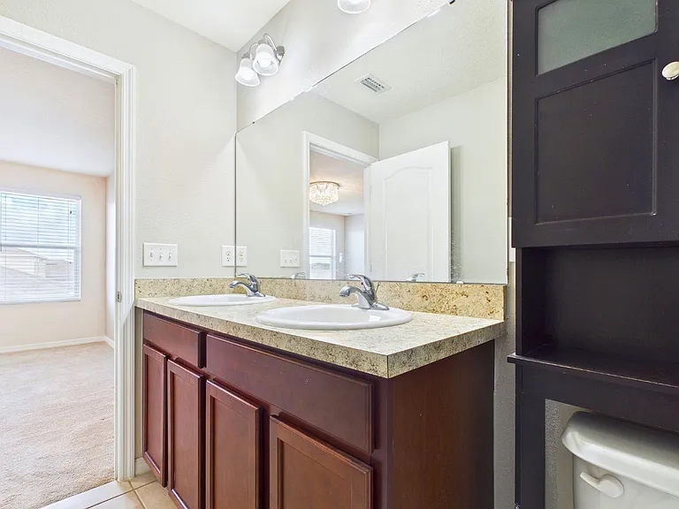 14517 Dunrobin Dr — Photo 35