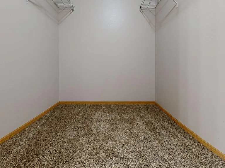Roosevelt West Apartments — Photo 12