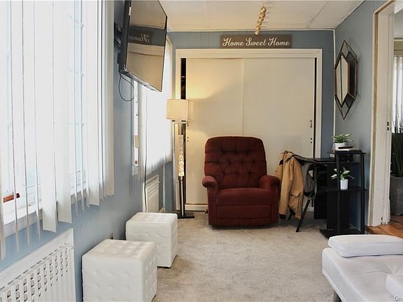 3rd image of 82 Belmont Ave