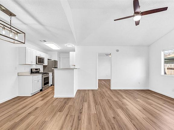 7910 W Gate Blvd, Austin, TX 78745 | MLS #1421351 | Zillow