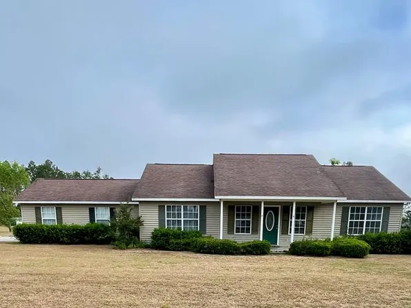 429 Willow Way, Douglas, GA 31535