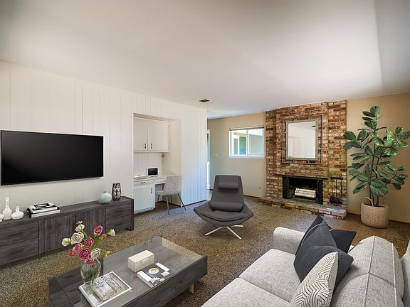 5th image of 176 Sierra Dr #1