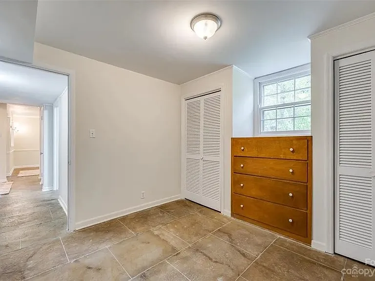 7 Park Dr — Photo 14