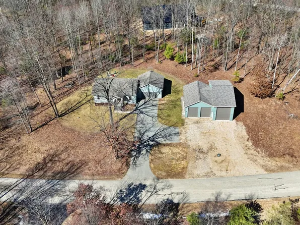 6076 Cedar Trce, Stanwood, MI 49346